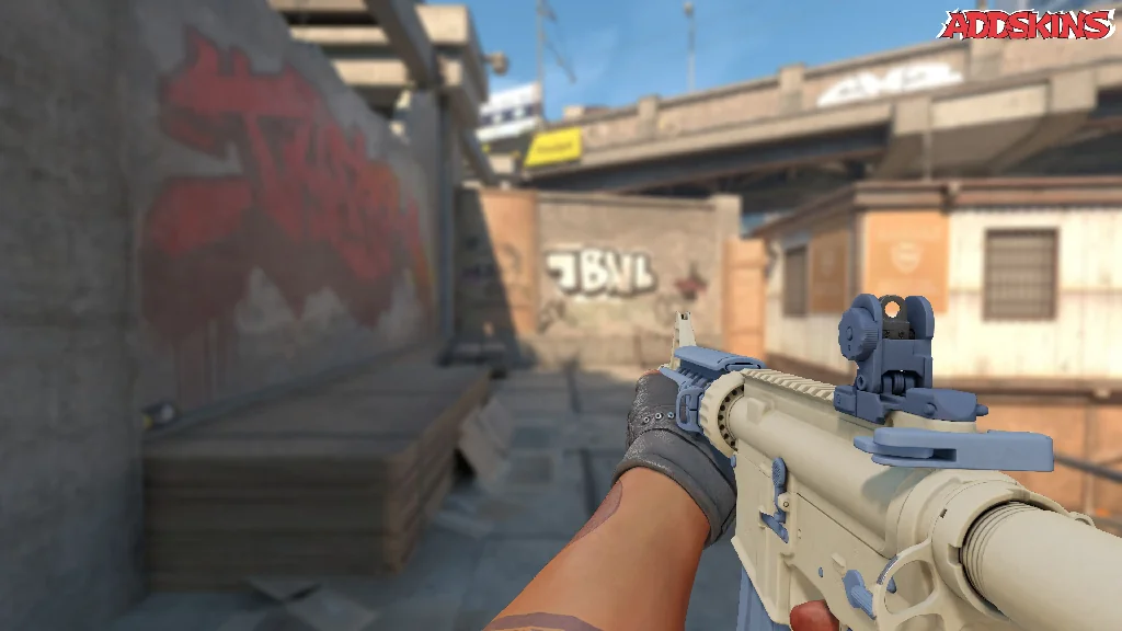 M4A4 | Tornado holding