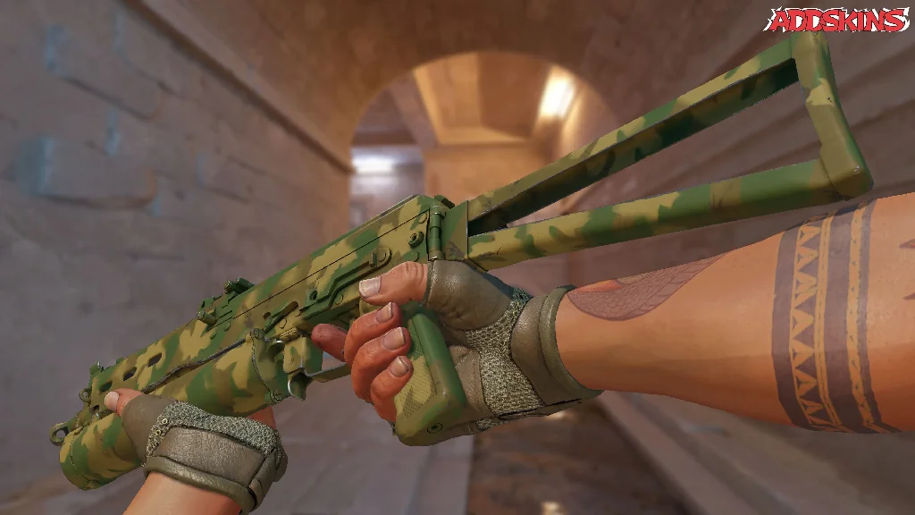 PP-Bizon | Forest Leaves inspecting