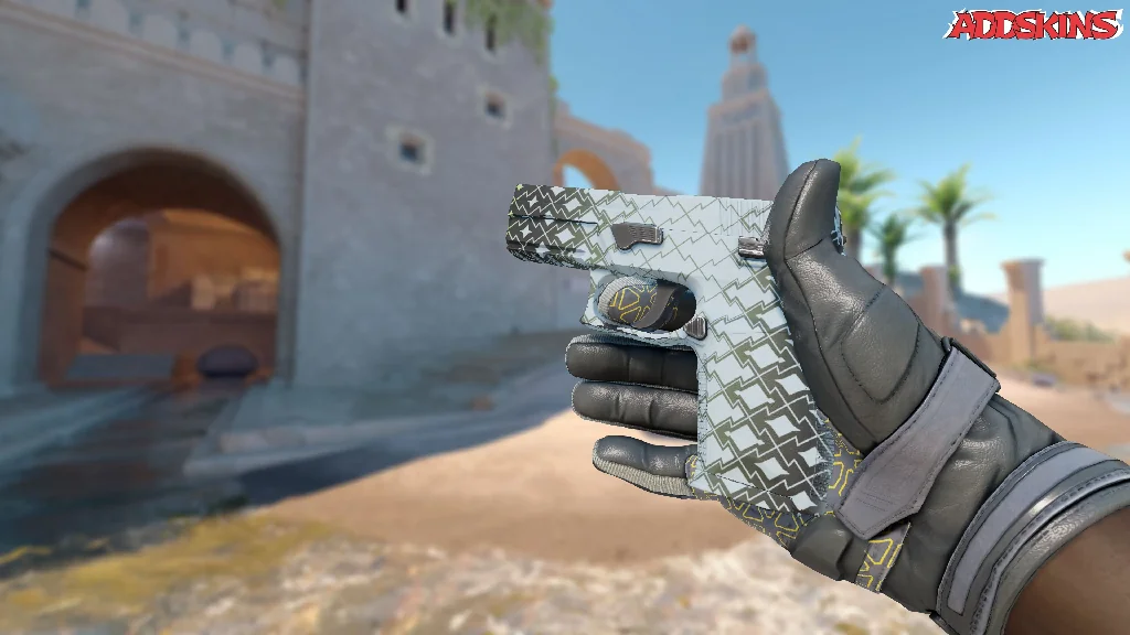 P250 | Mint Kimono inspecting