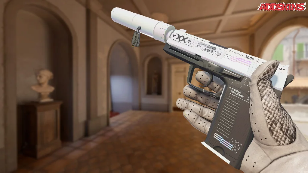 Charm | Austin 2025 Highlight | Round Closer inspecting