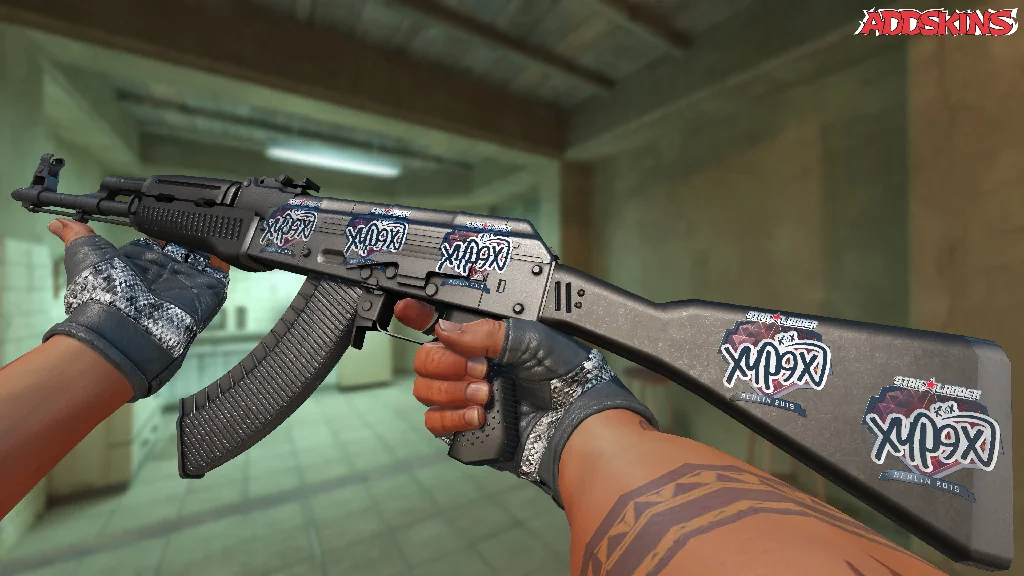 Sticker | Xyp9x (Foil) | Berlin 2019 inspecting