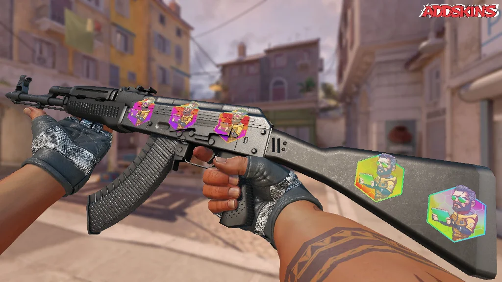 Sticker | Guinea Pig (Holo) inspecting