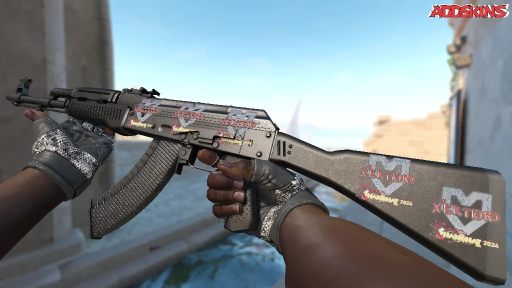 Sticker | xertioN (Holo) | Shanghai 2024 inspecting