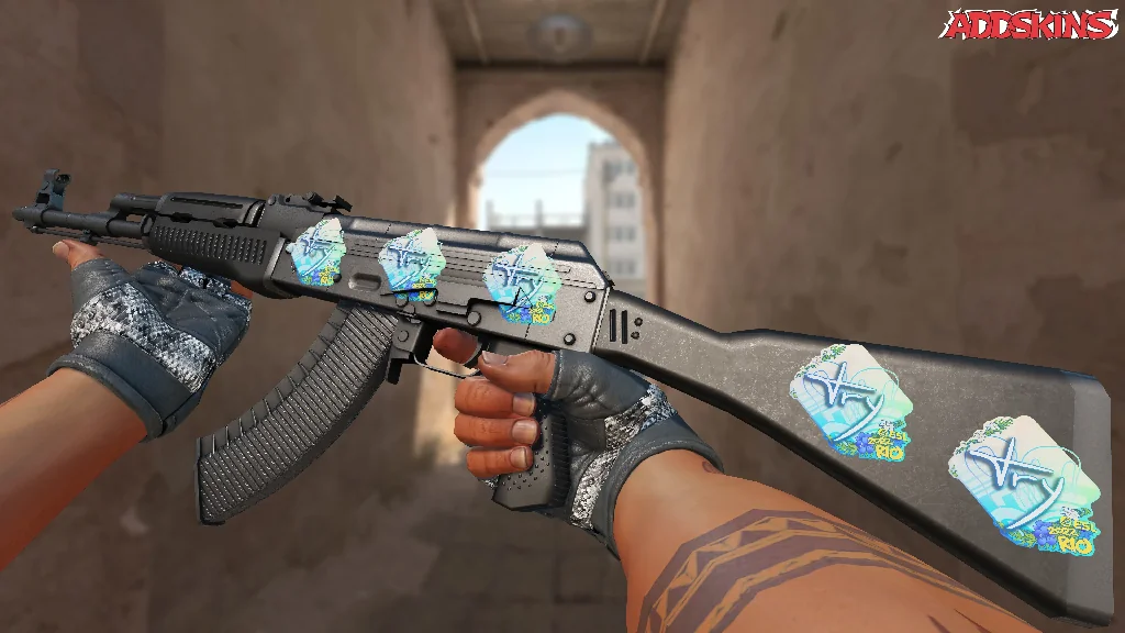 Sticker | TRY | Rio 2022 inspecting