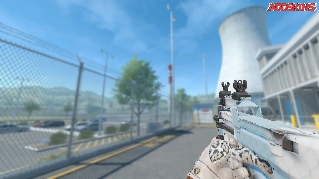 P90 | Glacier Mesh holding