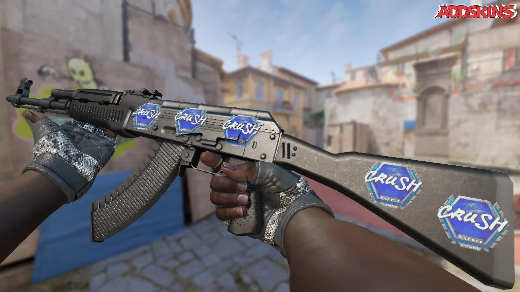 Sticker | crush | London 2018 inspecting