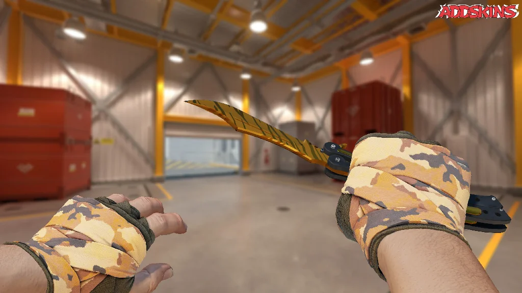 ★ Butterfly Knife | Tiger Tooth holding