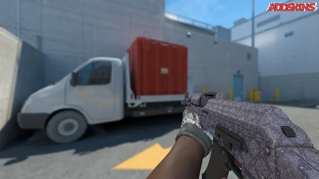 AK-47 | Baroque Purple holding