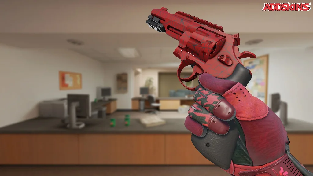 R8 Revolver | Crimson Web inspecting