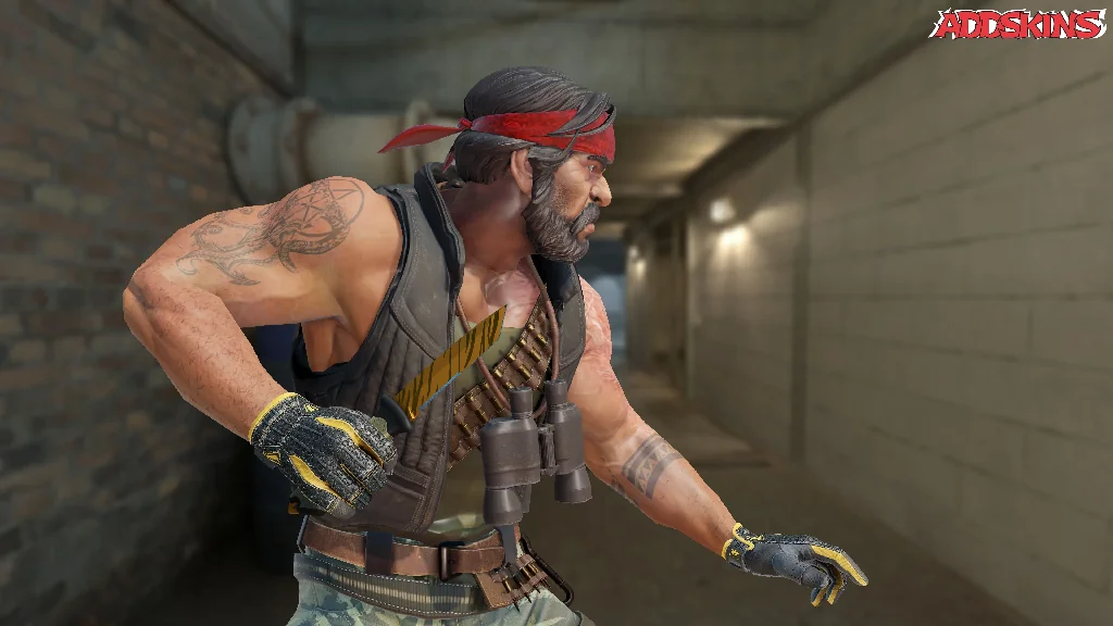 ★ Ursus Knife | Tiger Tooth pose-3