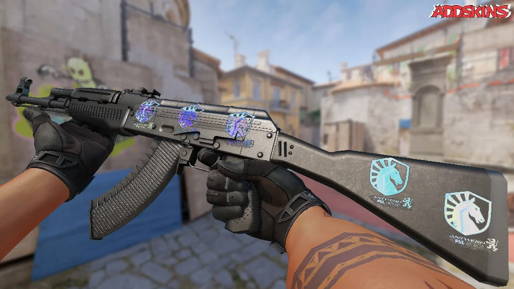 Sticker | Team Liquid (Holo) | Antwerp 2022 inspecting