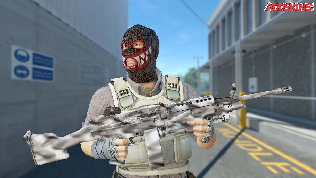 M249 | Contrast Spray pose-1