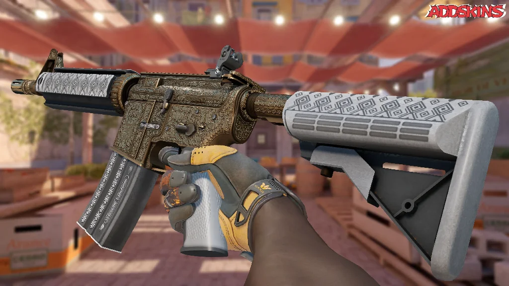 M4A4 | Royal Paladin inspecting
