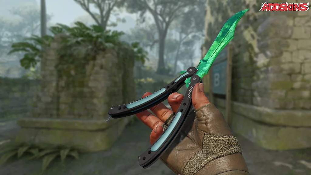 ★ Butterfly Knife | Gamma Doppler Emerald inspecting