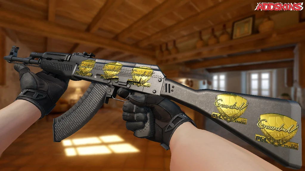 Sticker | GuardiaN (Gold) | Krakow 2017 inspecting