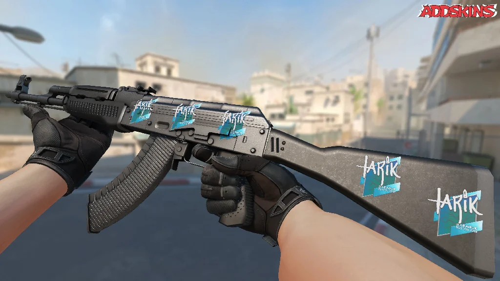 Sticker | tarik | Boston 2018 inspecting