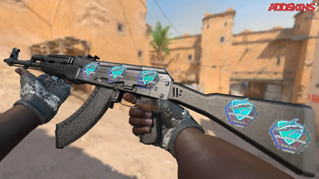 Sticker | Vega Squadron (Holo) | London 2018 inspecting