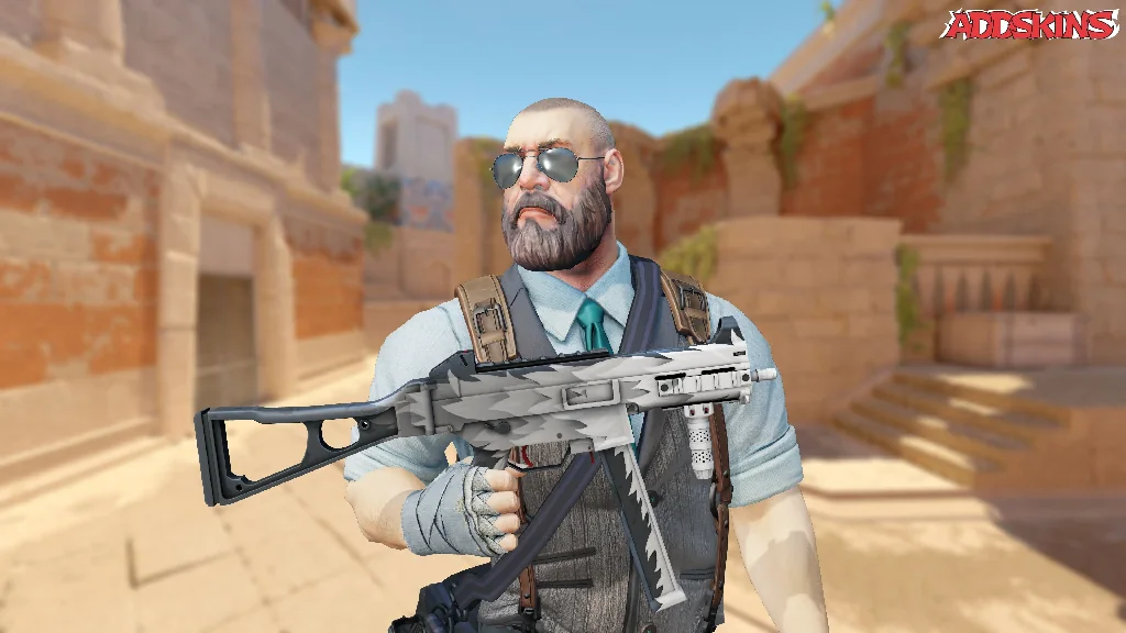 UMP-45 | Arctic Wolf pose-1