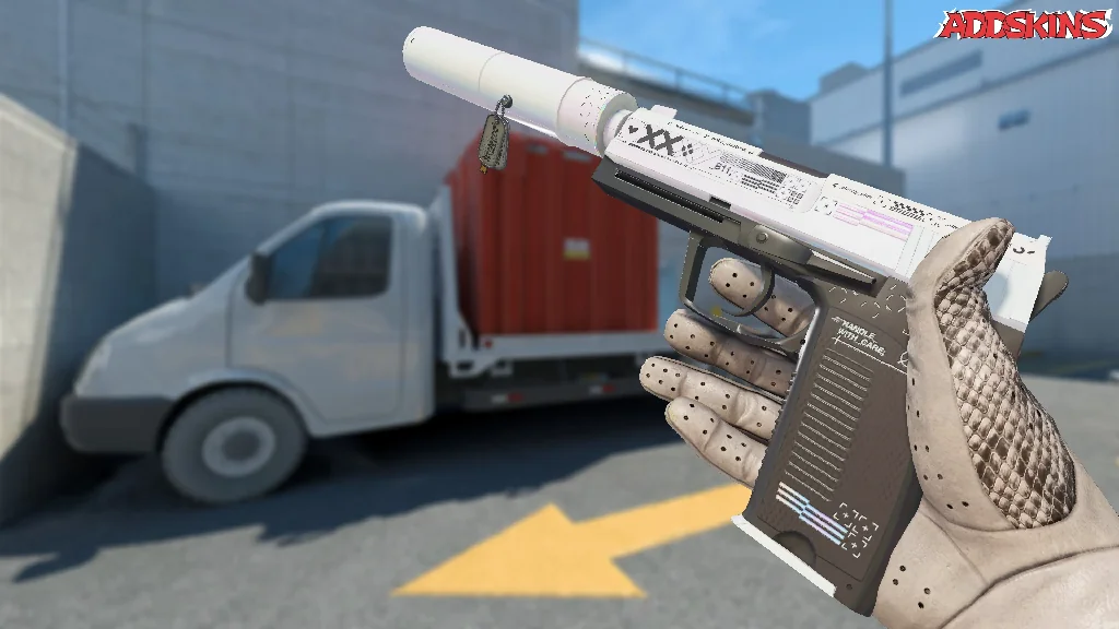 Charm | Austin 2025 Highlight | The Running MAC-10 inspecting