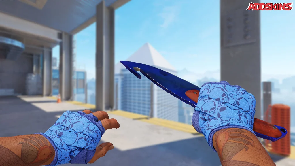 ★ Gut Knife | Doppler Phase 4 holding