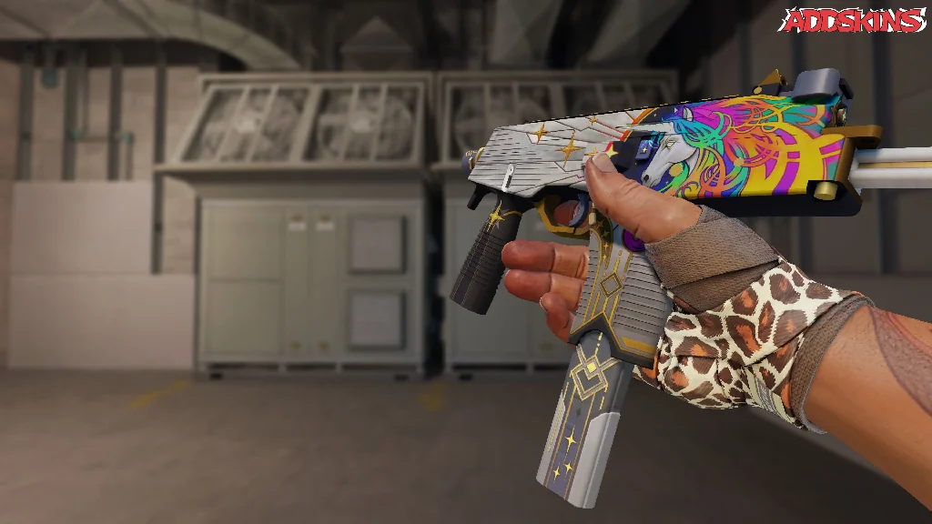 MP9 | Starlight Protector inspecting