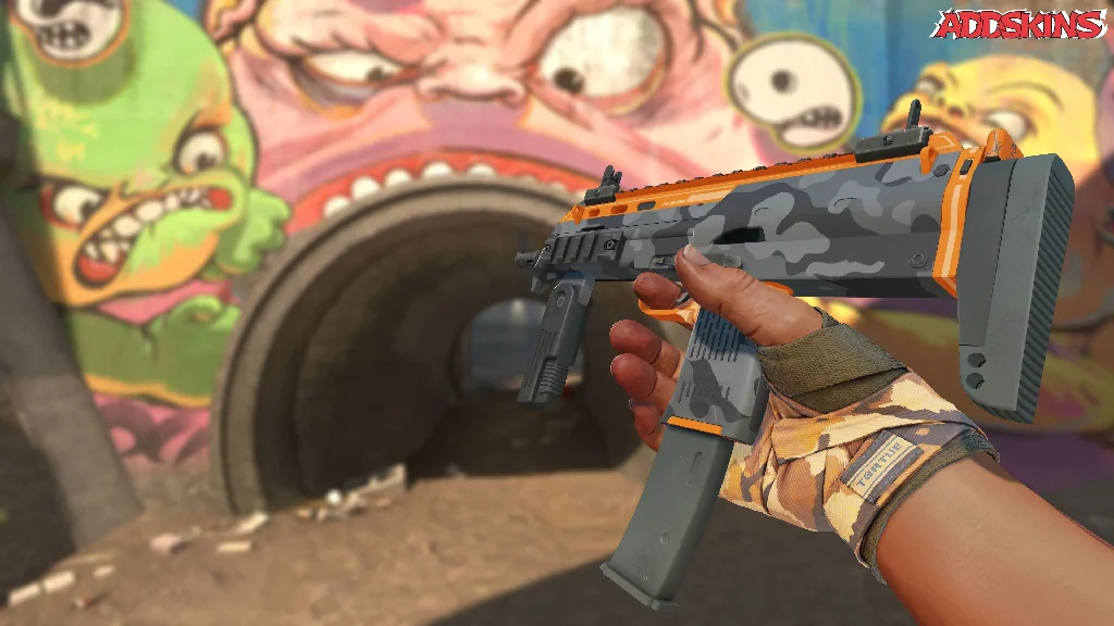 MP7 | Urban Hazard inspecting