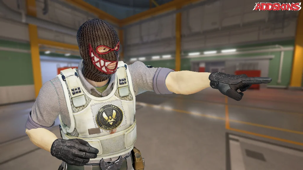 Patch | Vitality (Gold) | Stockholm 2021 pose-2