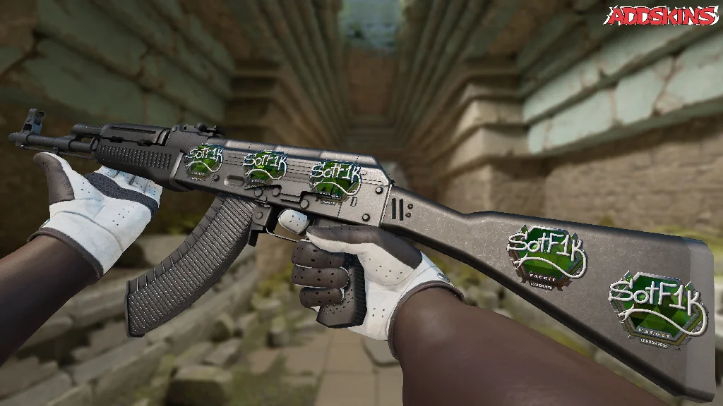 Sticker | S0tF1k (Foil) | London 2018 inspecting