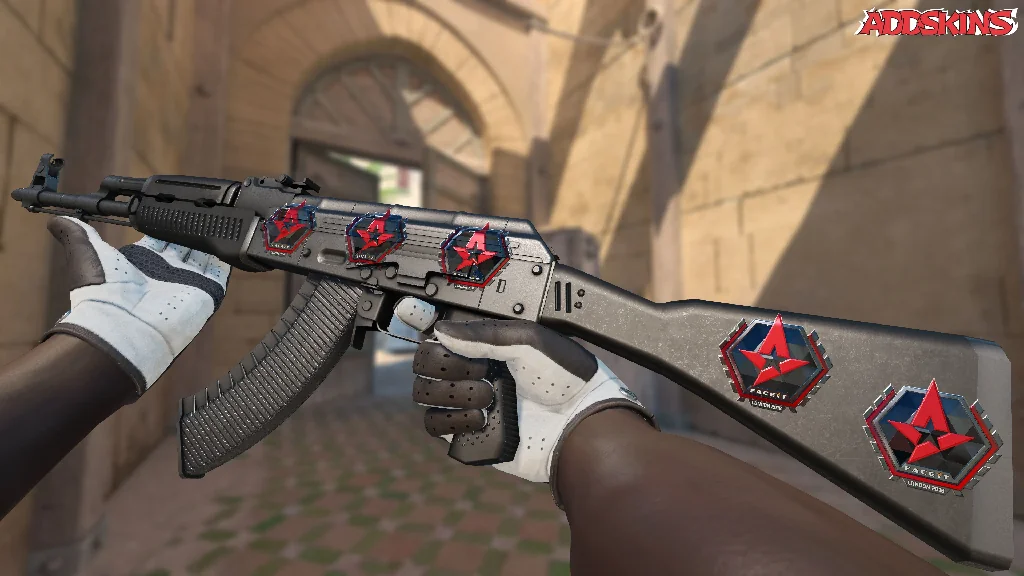Sticker | Astralis (Foil) | London 2018 inspecting