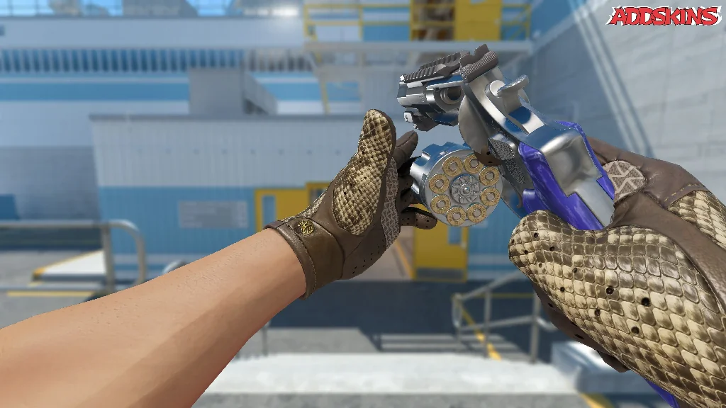 R8 Revolver | Cobalt Grip reloading