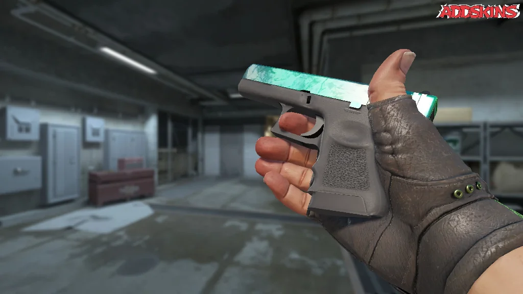 Glock-18 | Gamma Doppler Phase 2 inspecting