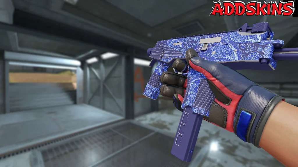 MP9 | Cobalt Paisley inspecting
