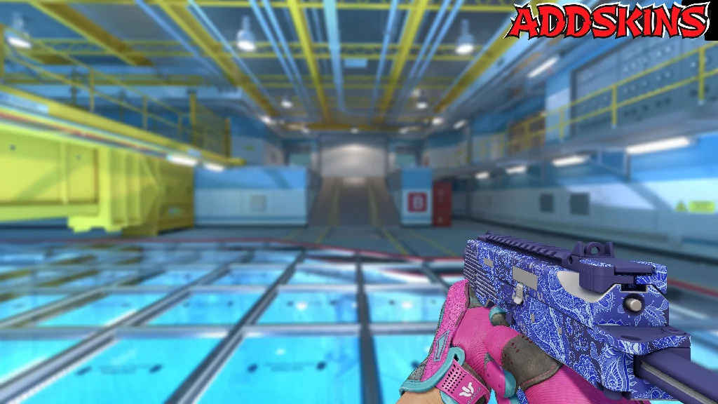 MP9 | Cobalt Paisley holding