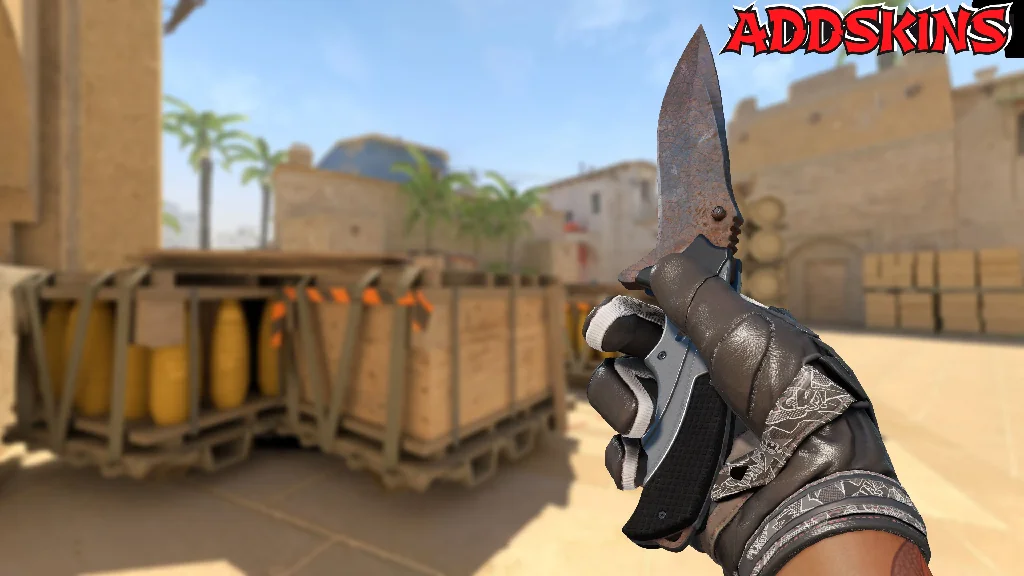★ Nomad Knife | Rust Coat inspecting