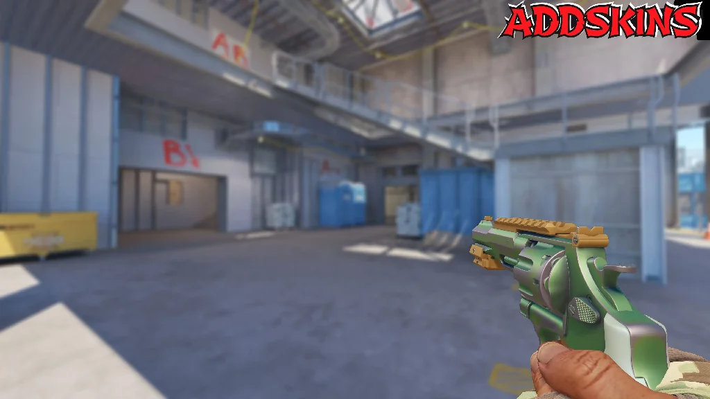 R8 Revolver | Leafhopper holding