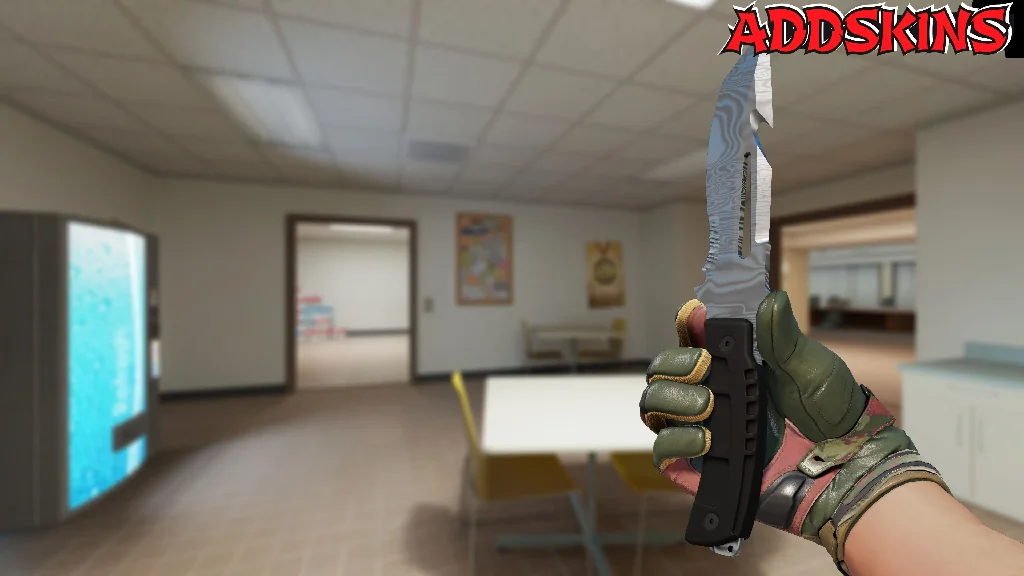 ★ Survival Knife | Damascus Steel inspecting