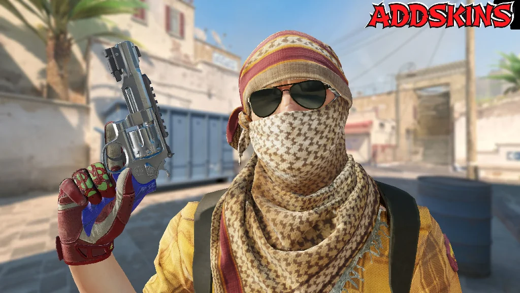 R8 Revolver | Cobalt Grip pose-2