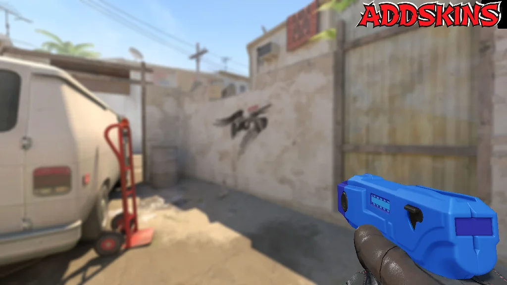 Zeus x27 | Electric Blue holding