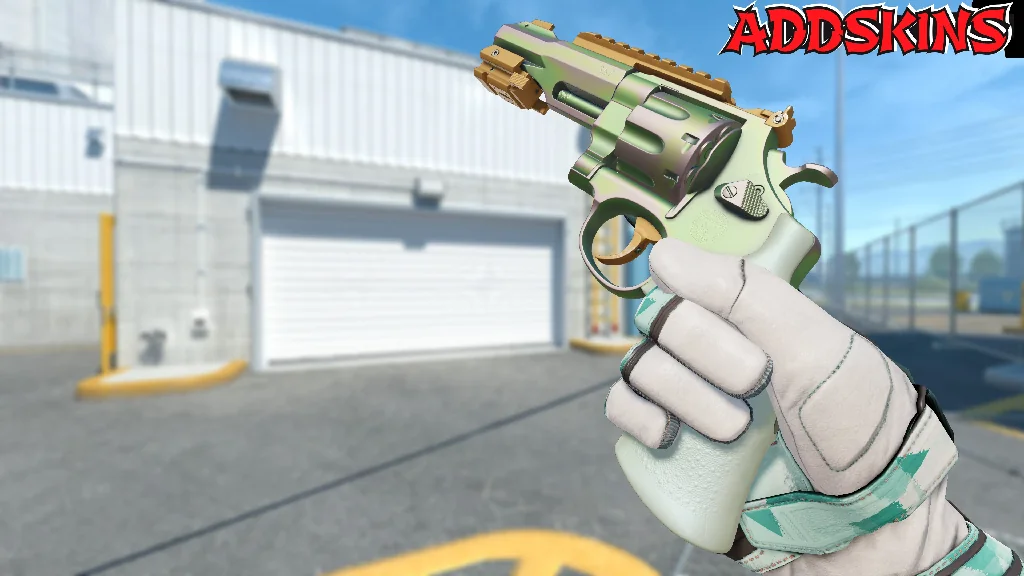 R8 Revolver | Leafhopper inspecting