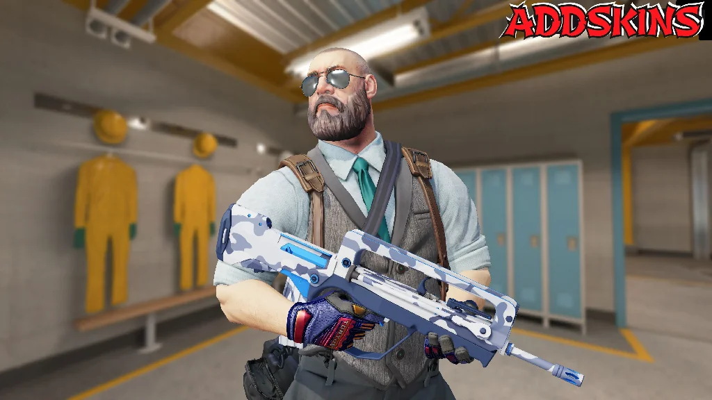 FAMAS | Yeti Camo pose-1